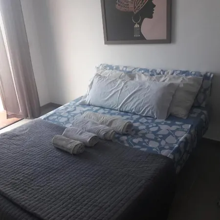 Gigantes In Front Of Sea 아칸티라도