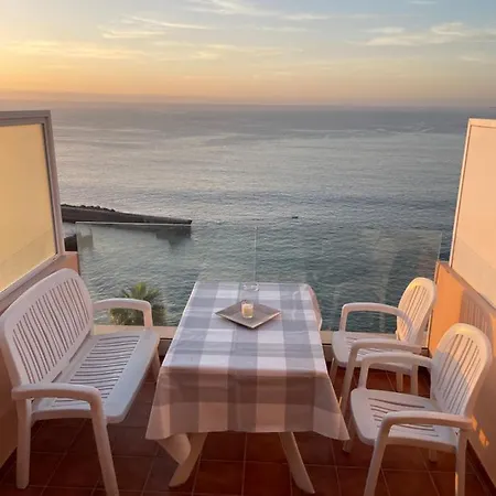 Gigantes In Front Of Sea 아파트 *